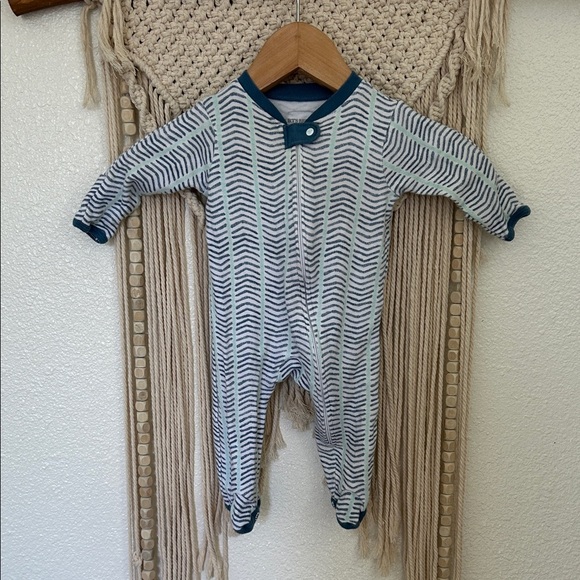 Burt’s bees baby Striped Blue and White Kids One Piece - Picture 1 of 3